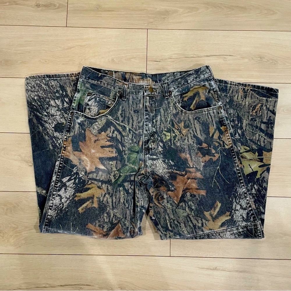 Wrangler Mossy Oak camo pants